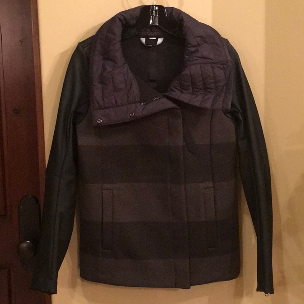 Lululemon Women’s Jacket